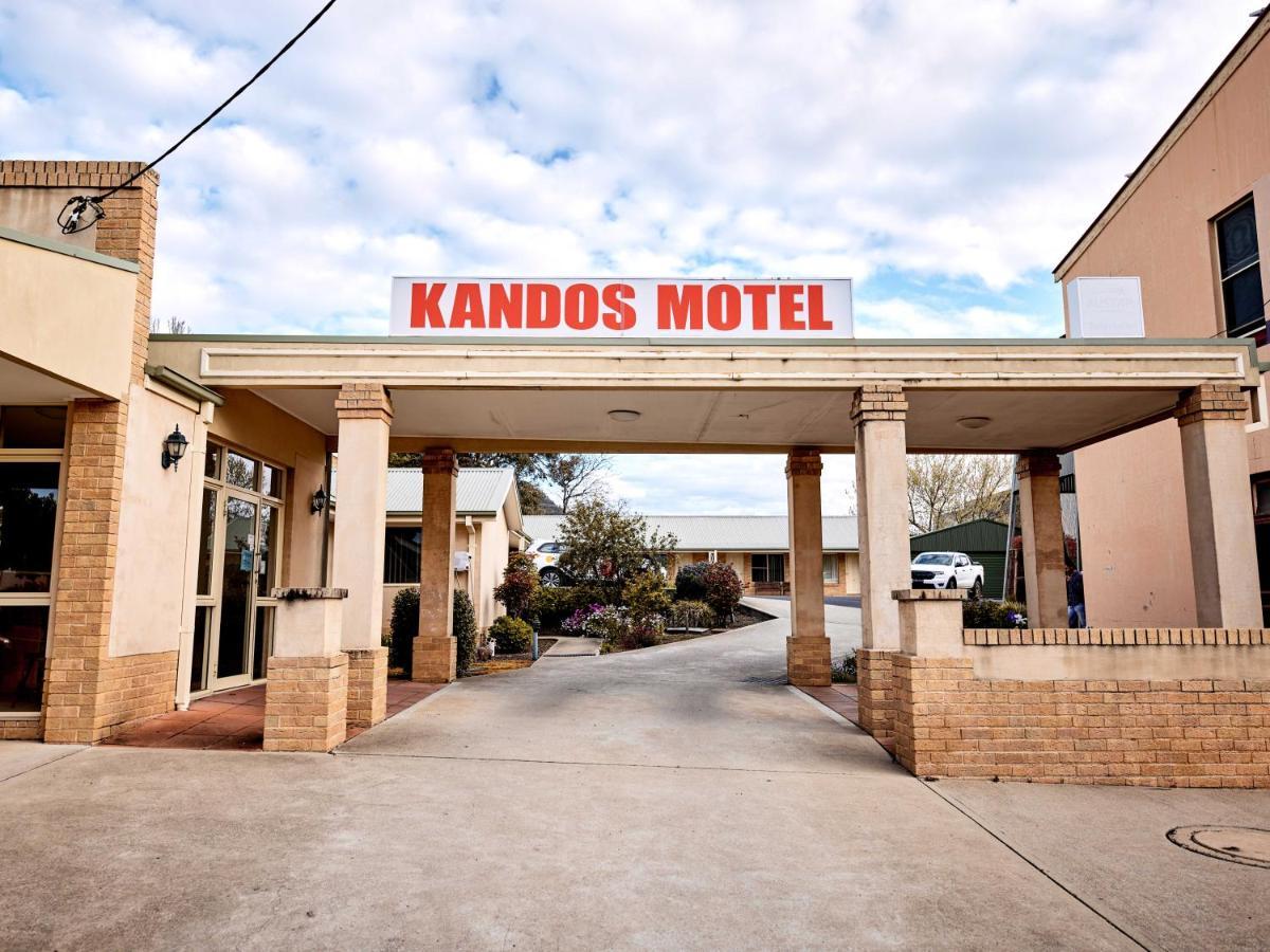 Kandos Hotel Kültér fotó